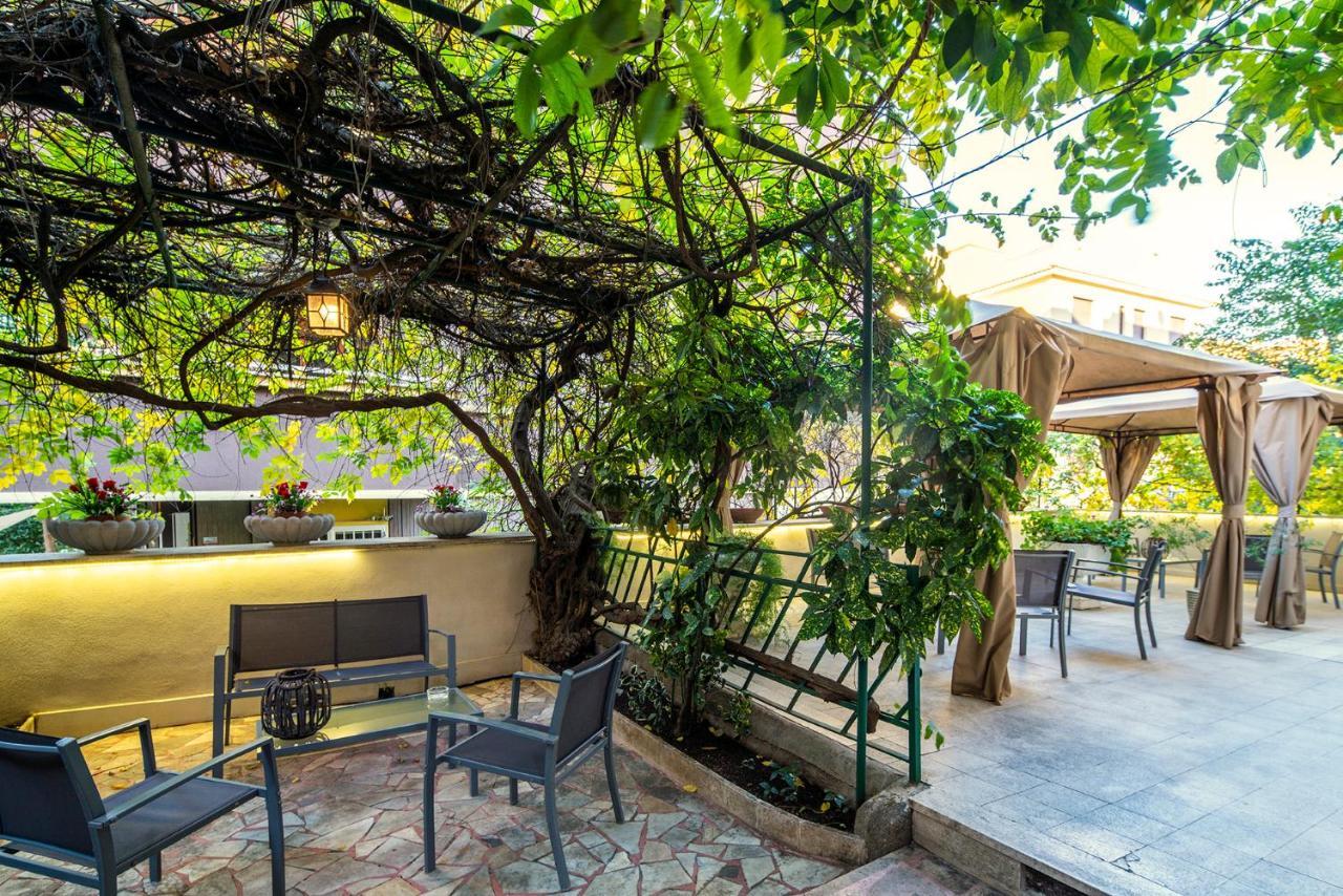 Garden House - Luxury Guest House - Overnight Stay Only โรม ภายนอก รูปภาพ
