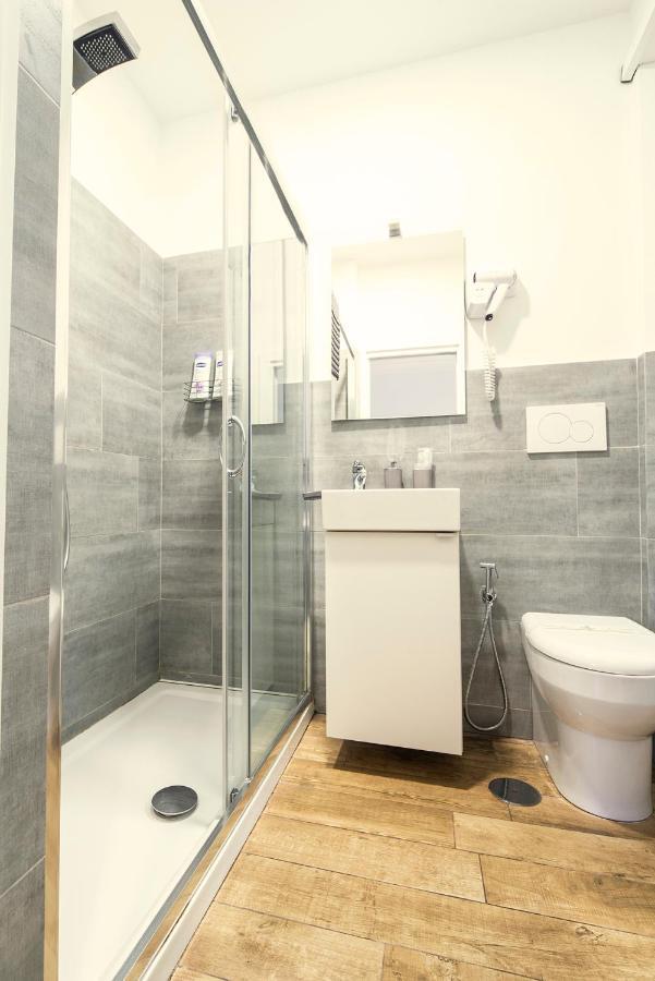 Garden House - Luxury Guest House - Overnight Stay Only โรม ภายนอก รูปภาพ