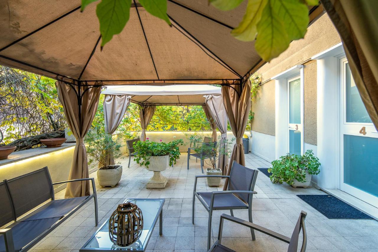 Garden House - Luxury Guest House - Overnight Stay Only โรม ภายนอก รูปภาพ